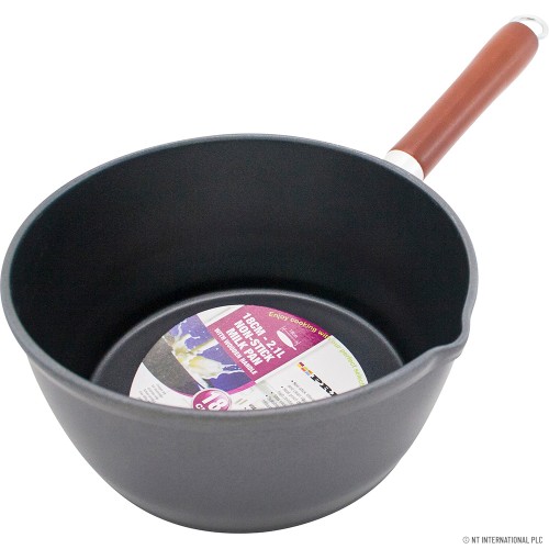 18cm Milk Pan with Wooden Handle